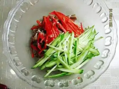 Make ♪ And cold pig ears ♪ step 2