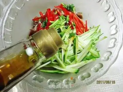 Make ♪ And cold pig ears ♪ step 3