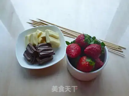 Make Strawberry chocolate lollipop step 0