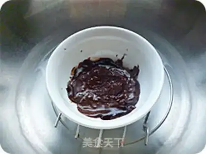 Make Strawberry chocolate lollipop step 2