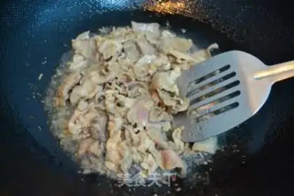 Make Slubber bean horns, quick noodles step 5