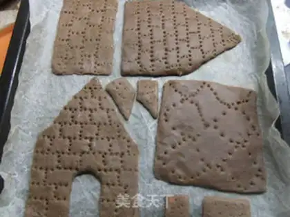 Make Christmas gingerbread house step 7