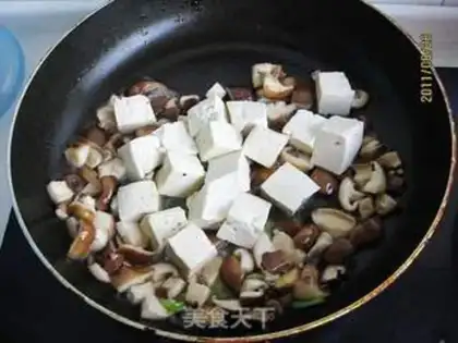 Make Pelican mushrooms fried tofu step 6