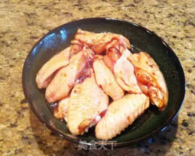 Make Honeyed chicken wings step 1