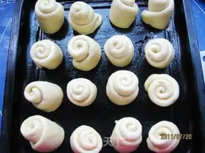 Make A little flower bread step 6