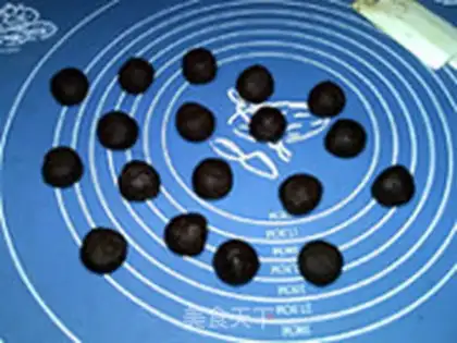 Make Chocolate cracker cookies step 7