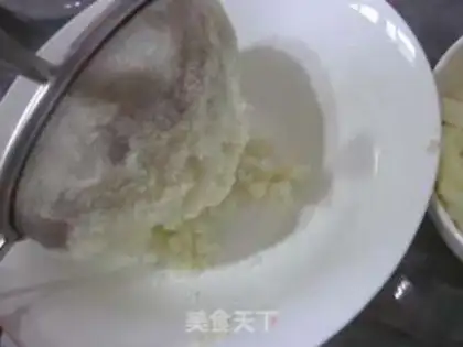 Make Mashed potatoes and plum cake step 3