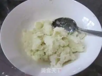 Make Mashed potatoes and plum cake step 4