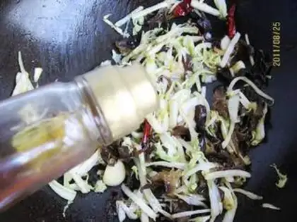 Make Sour chili and cabbage step 5