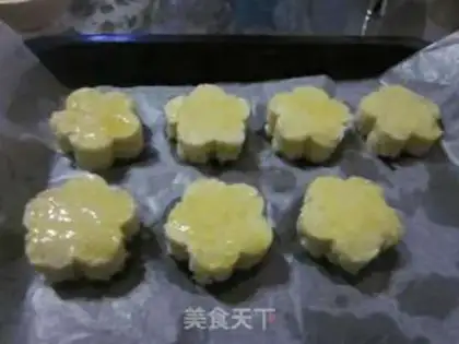 Make Mashed potatoes and plum cake step 11