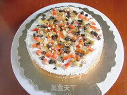 Make Snow strawberry garden cake step 13