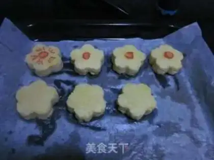 Make Mashed potatoes and plum cake step 13