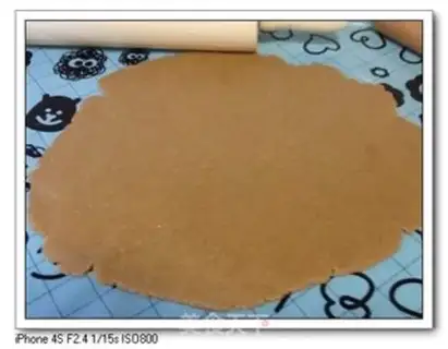 Make Christmas gingerbread house step 4