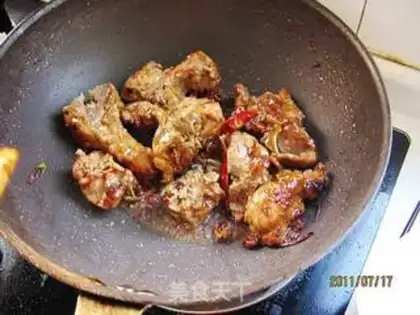 Make Soy sauce and ribs step 4
