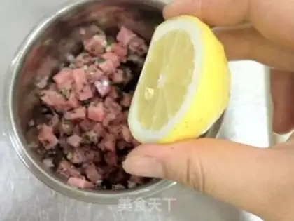 Make Flamingo tuna tower step 7