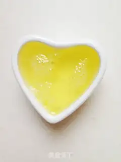 Make Mini Eggsburger step 1