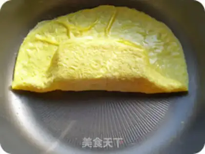 Make Eggskin toast step 9
