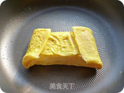 Make Eggskin toast step 10