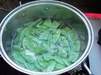 Make Five flowers and lentils step 2