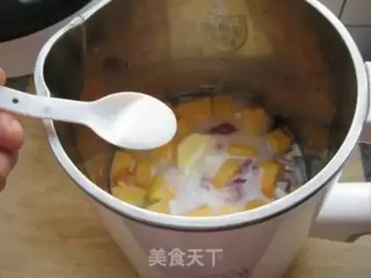 Make Onion pumpkin corn soup step 4