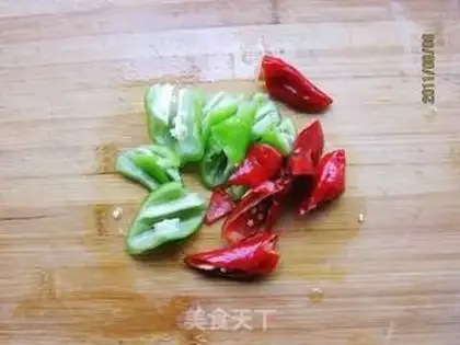Make Twin pepper potato chips step 2