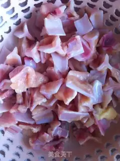 Make Spicy chicken crumbs step 1