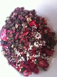 Make Spicy chicken crumbs step 4