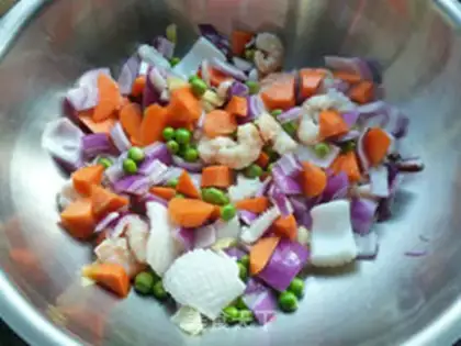 Make Curry seafood step 9