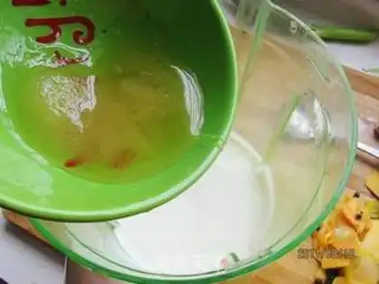 Make A papaya milkshake step 3