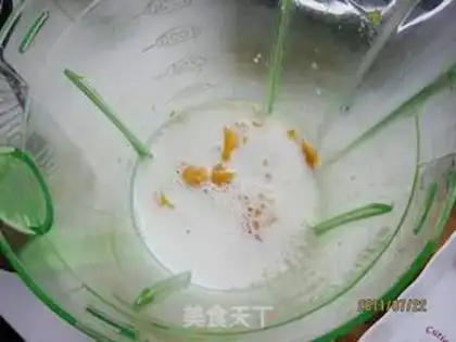 Make Mango shake step 2