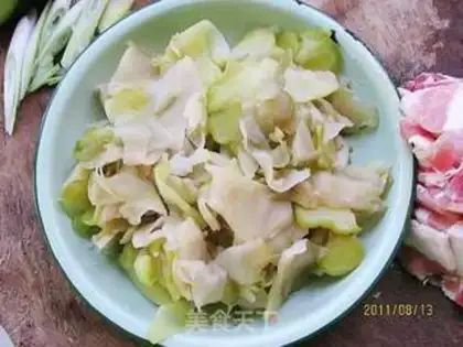 Make Squeeze the meat step 1