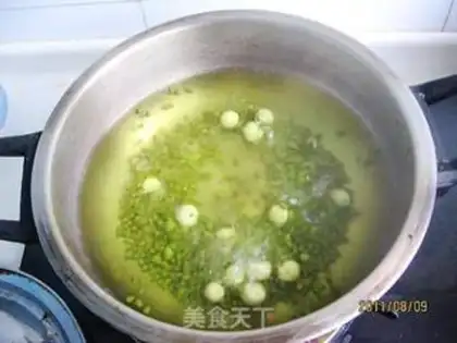 Make Silver ear green bean soup step 3