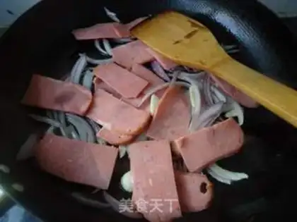 Make Bacon cheese and cheese step 5