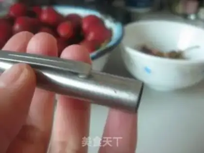 Make The red sugar sauce step 1