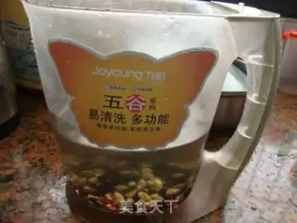 Make Red-tree rice soy sauce step 2
