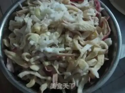 Make Steamed radish and pickled step 4