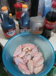 Make Coke chicken wings step 0