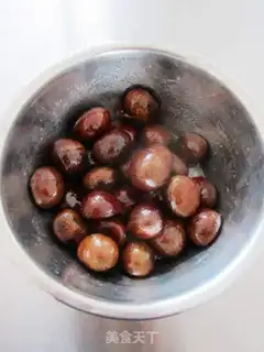 Make Sugar roasted chestnuts step 1