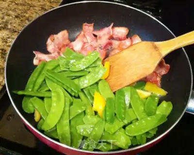 Make Bacon with Dutch beans step 2