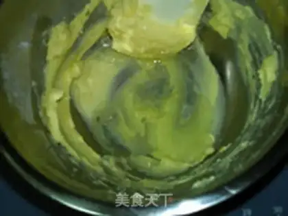 Make Pelican pretzels step 2