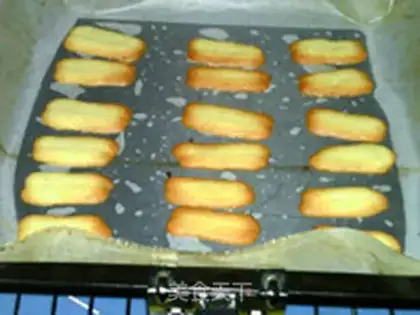Make Pelican pretzels step 9