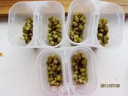 Make Green Bean Popsicle step 3