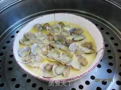 Make Egg evaporation clams step 2