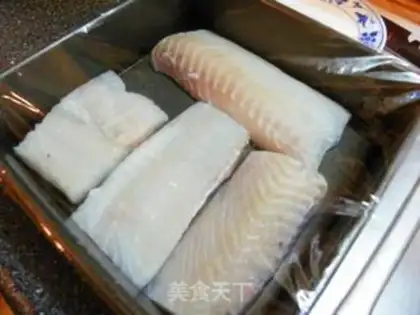 Make Tomato sauce halibut step 1