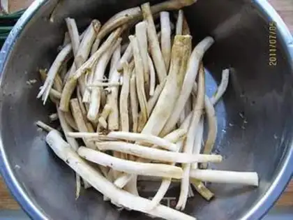 Make Tea mushrooms, bean skin step 0