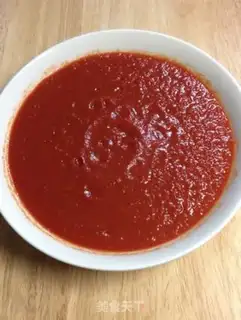 Make Tomato sauce. Black pearl noodles step 1