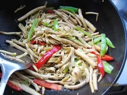 Make Tea mushrooms, bean skin step 5