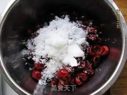 Make Homemade cherry sauce step 1
