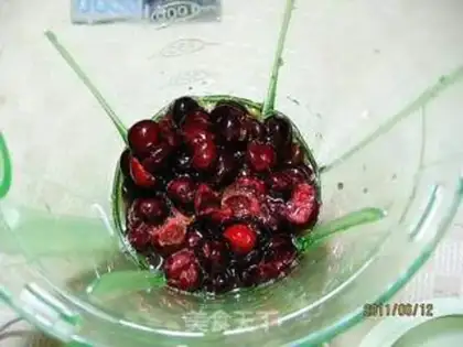 Make Homemade cherry sauce step 2
