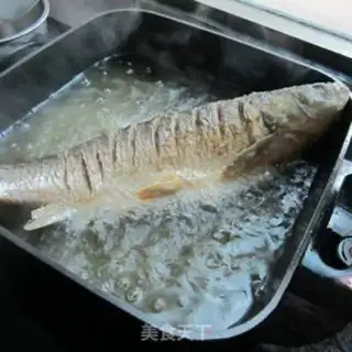 Make The whole fish pot step 4
